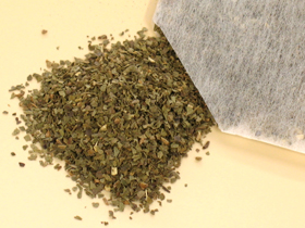 柿の葉茶の中身